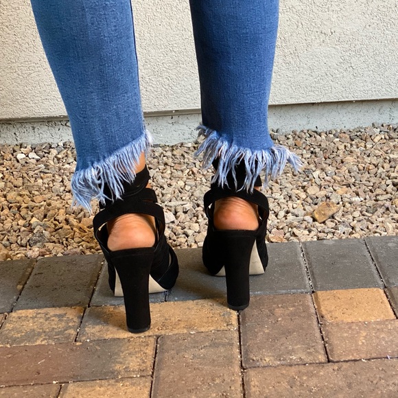 Via Spiga Kid Suede Block Heel Lace Up Platform - Picture 7 of 14